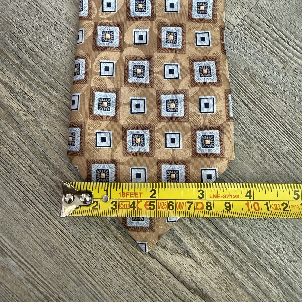 Ermenegildo Zegna Men's 100% Silk Geometric Pattern Beige Tie - Picture 7 of 7